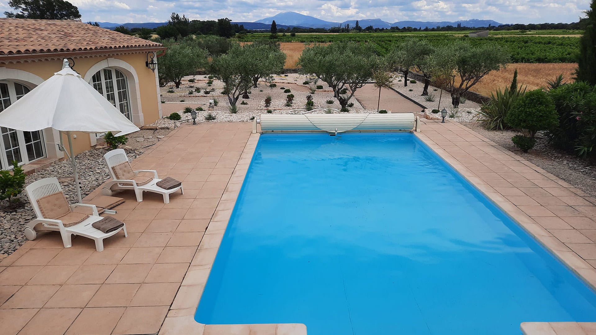 Appartements à louer avec piscine Echappée en Provence